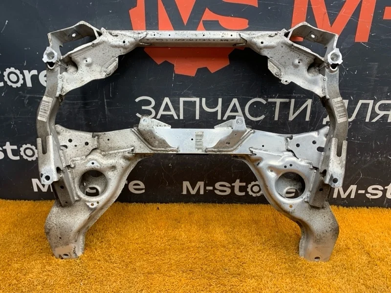 Балка поперечная (подрамник) Bmw 1-Series 2005 31116785639 E87 N45B16A, передняя