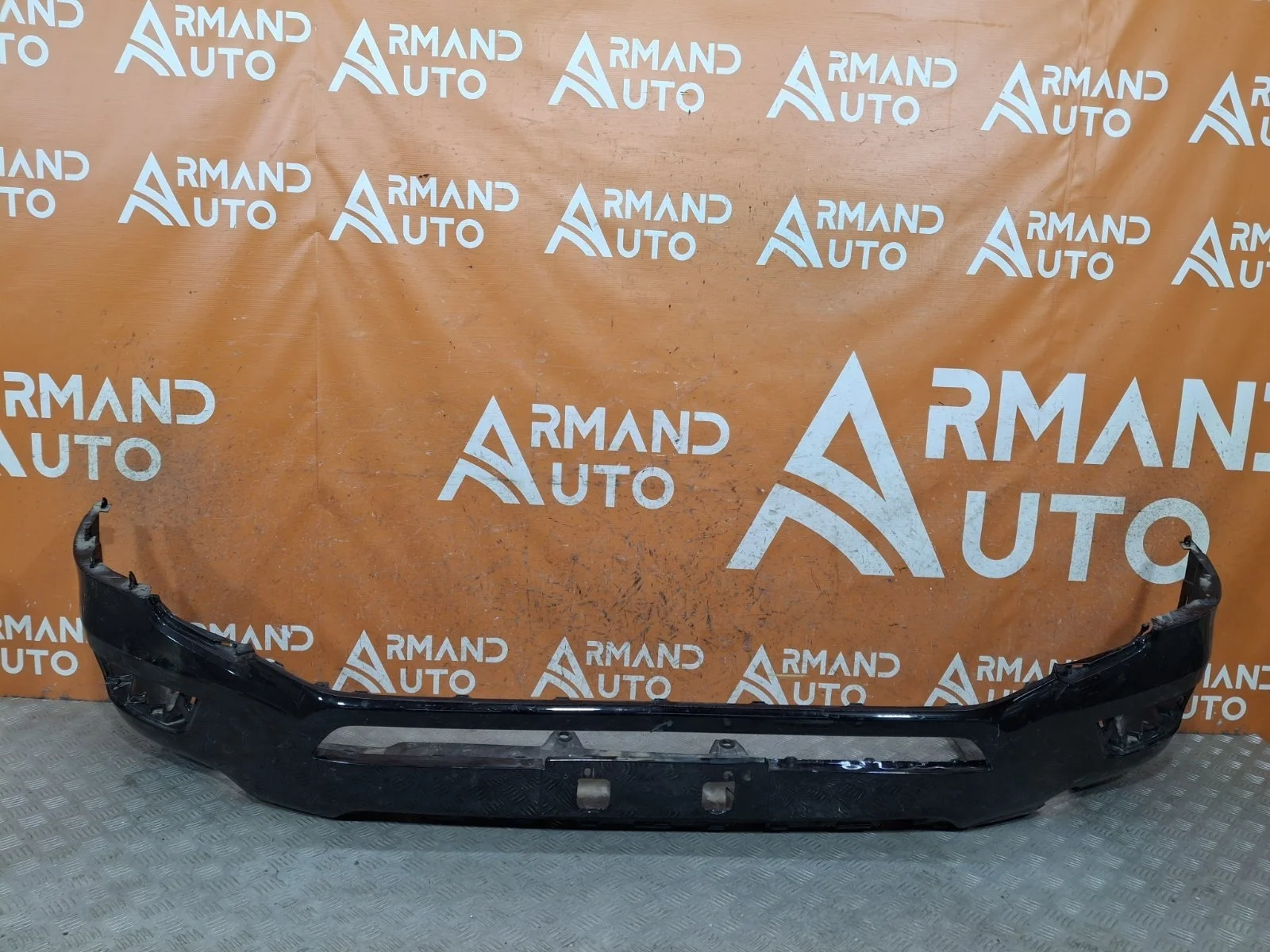 Бампер нижняя часть Toyota Land Cruiser 2021-нв 300