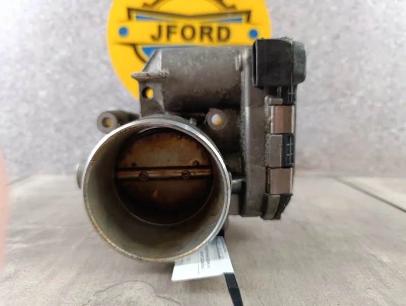 Дроссельная заслонка Volvo S80 2005 TS