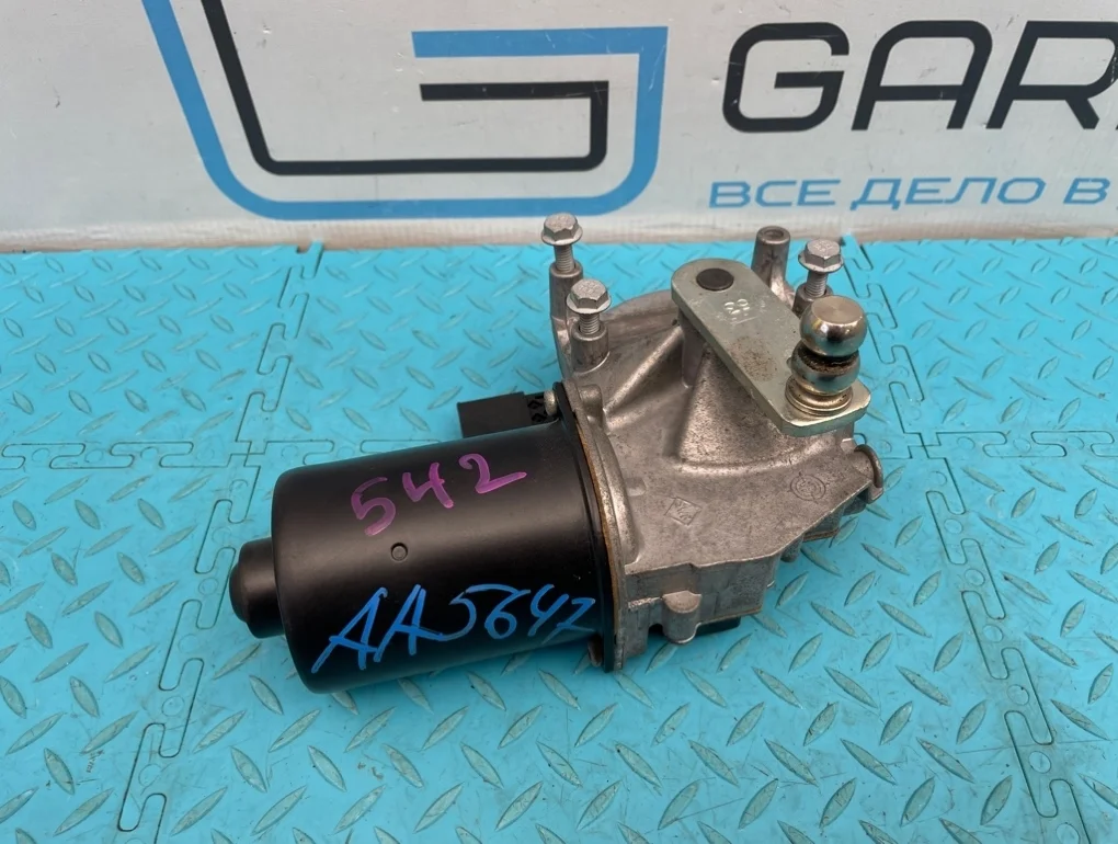 Моторчик стеклоочистителя Mercedes-Benz V-Class 2010 A6398200140 W639 272.978 3.5, передний