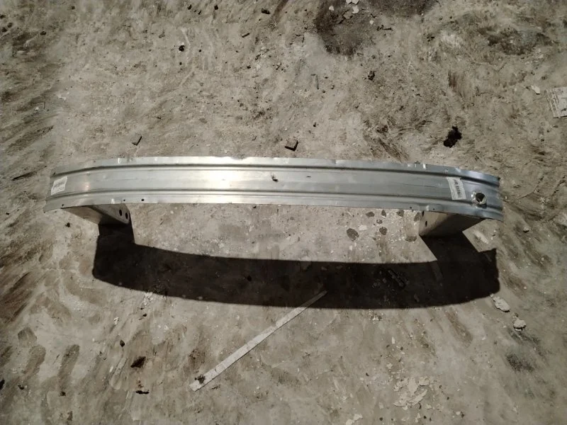 Усилитель бампера передний Chevrolet Cruze