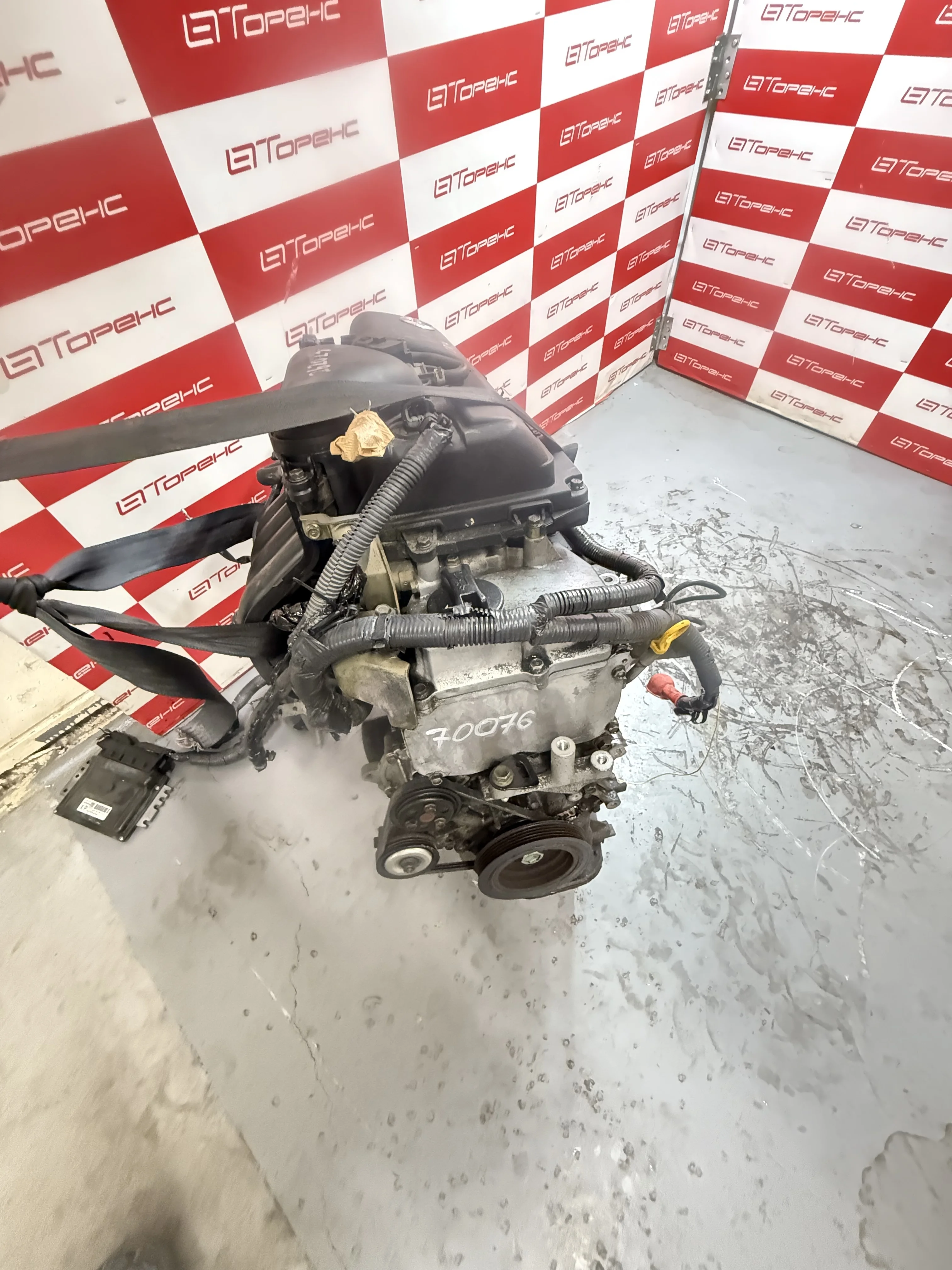 Двигатель NISSAN CUBE CR14DE BZ11 uT2470076