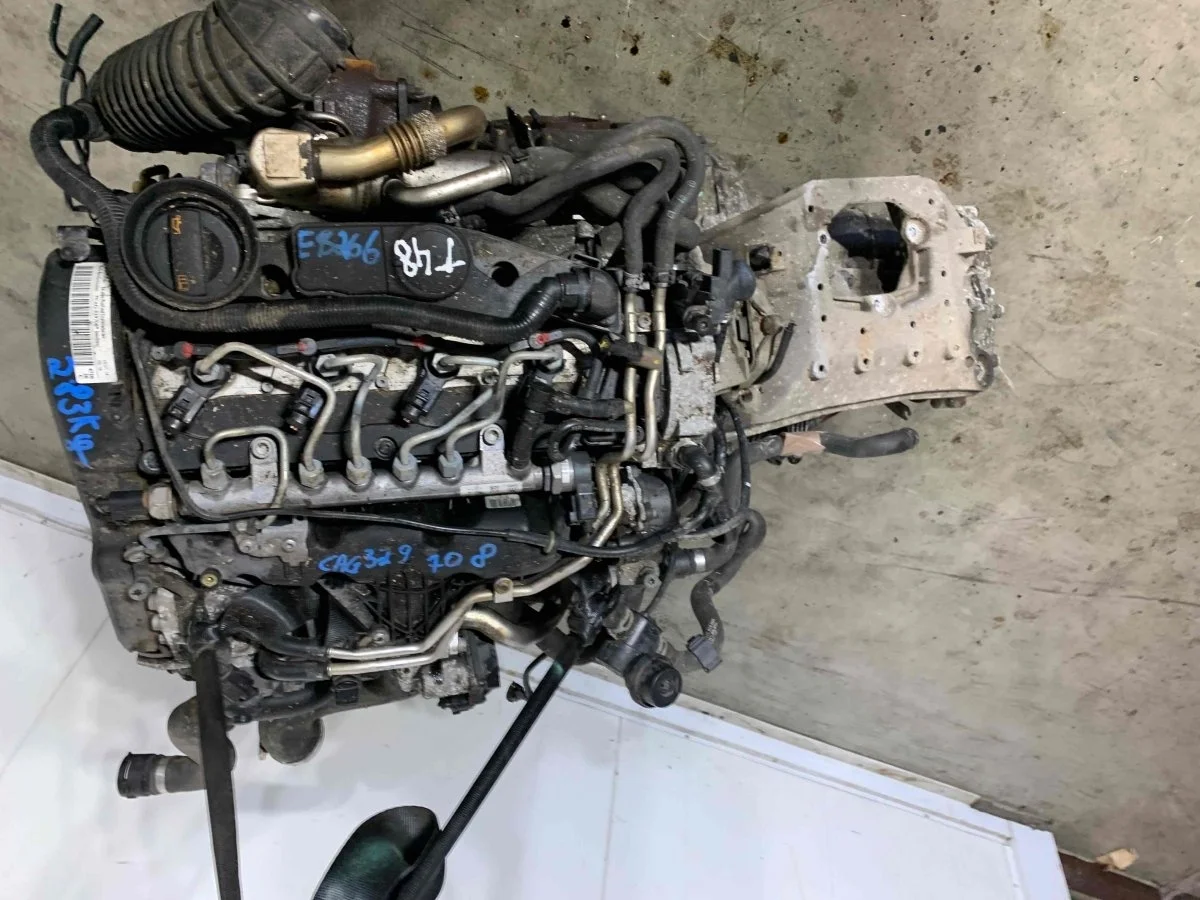 Двигатель Audi A4 A4 B8 (8K2) 2007 - 2015 CAGC 2.0 TDI дизель Передний