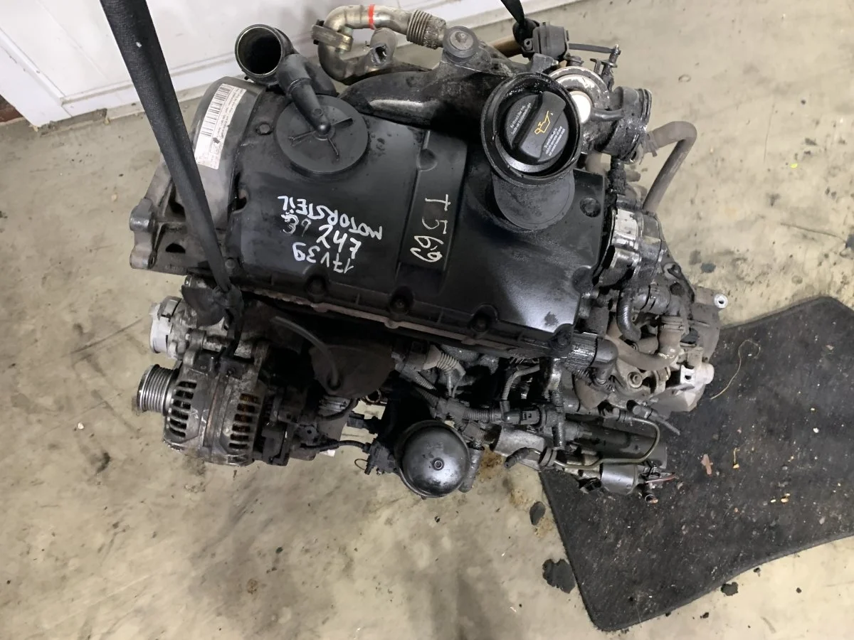 Двигатель Ford Galaxy I рестайлинг (2000—2006) AUY 1.9 TD дизель Передний