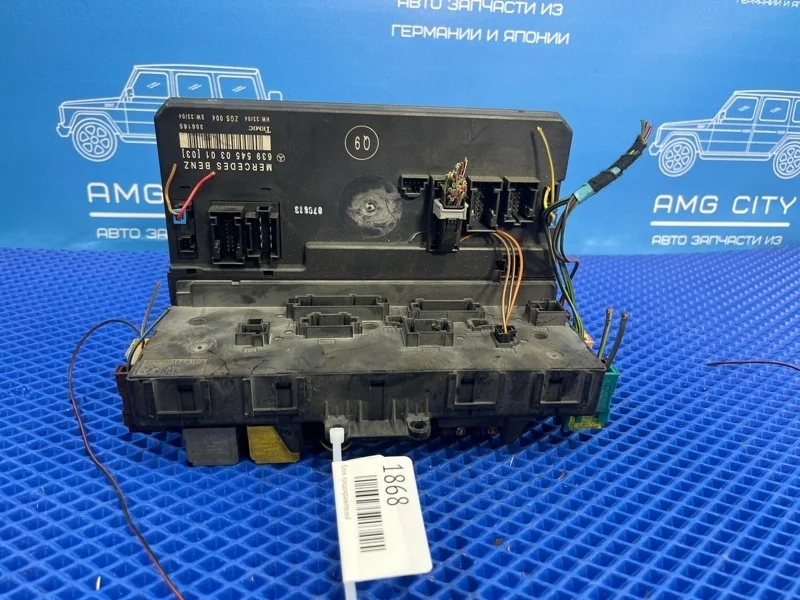 Блок предохранителей Mercedes-Benz Viano 2008 A6395450301 W639 M112976, передний