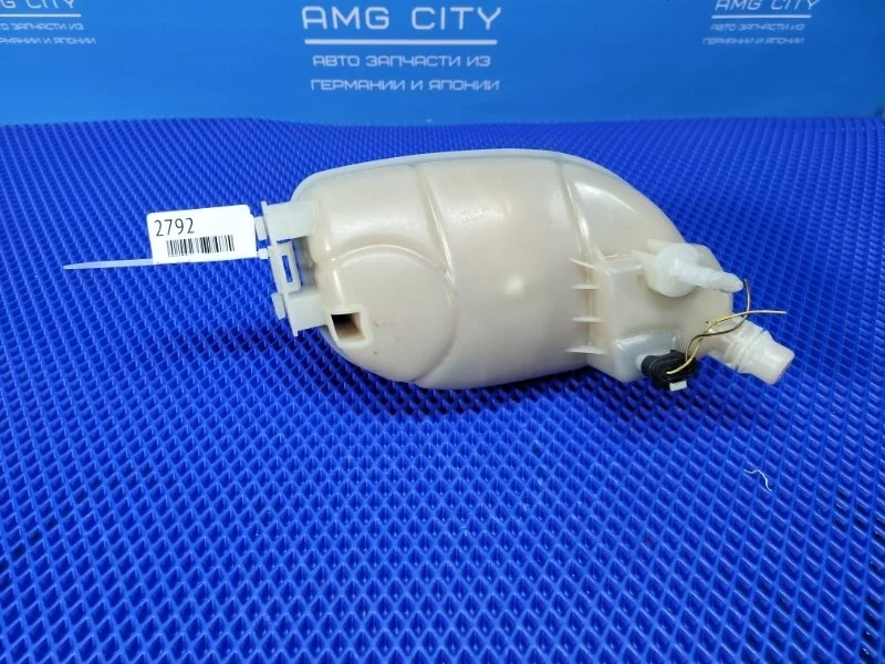 Бачок расширительный Mercedes-Benz B-Class 2013 A2465000049 W246 М270910