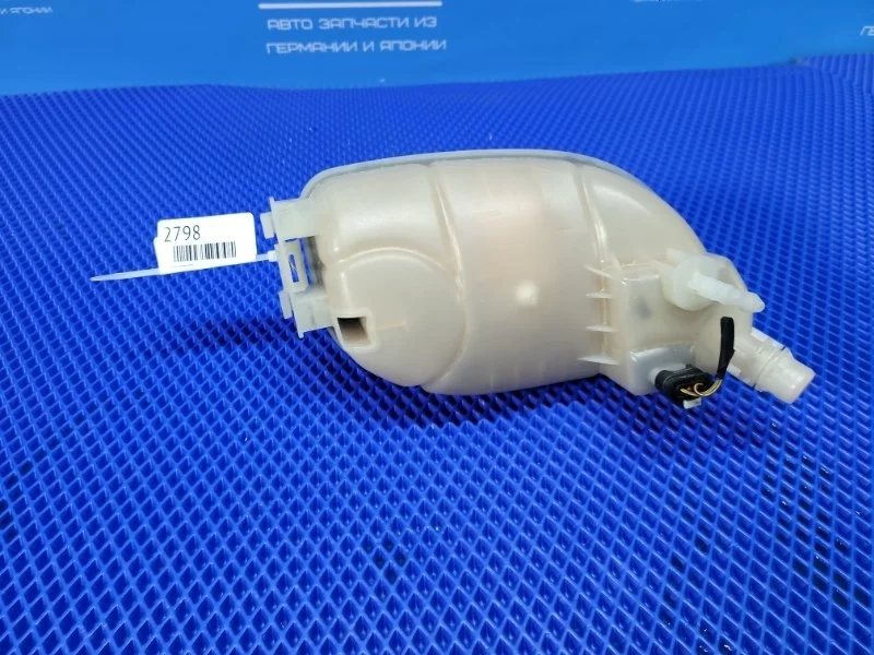 Бачок расширительный Mercedes-Benz B-Class 2013 A2465000049 W246 М270910