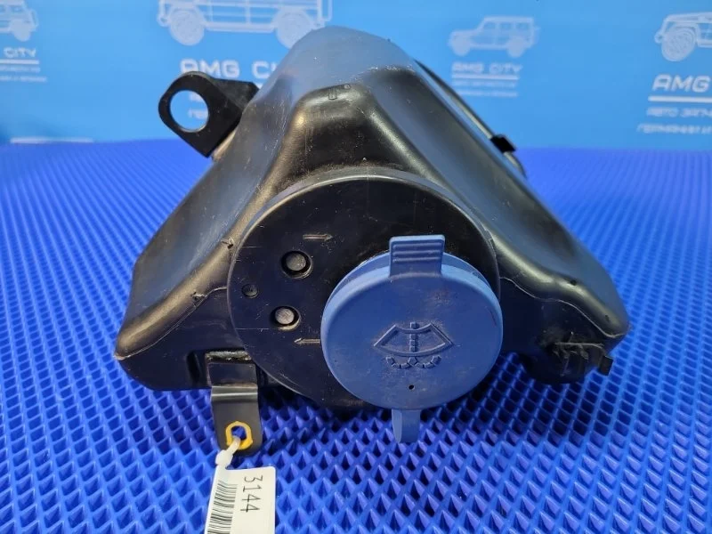 Бачок стеклоомывателя Mercedes-Benz S-Class 2017 A2228690420 W222 M256930