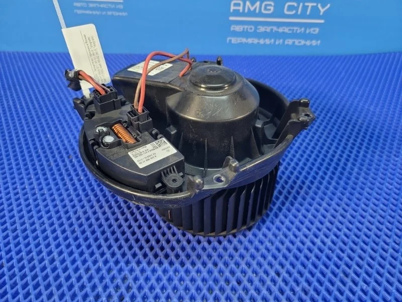 Мотор печки Mercedes-Benz B-Class 2013 A2469064300 W246 М270910