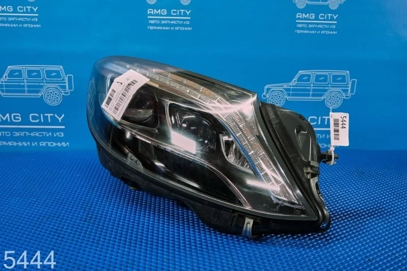 Фара Mercedes-Benz S-Class 2017 A2229060802 W222 M256930, передняя правая