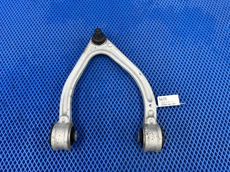 Рычаг подвески верхний Mercedes-Benz S-Class 2017 A2223309900 W222 M256930, передний правый