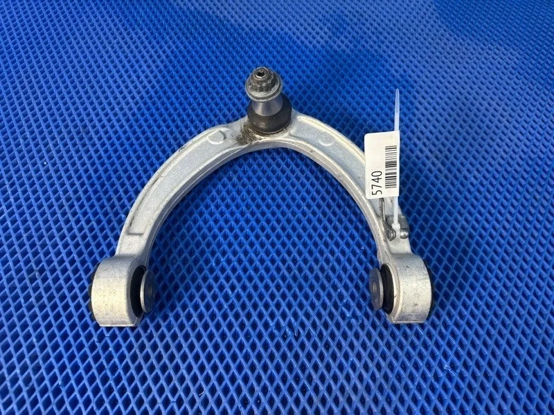 Рычаг передней подвески Mercedes-Benz Gle-Class 2016 A1663330000 W166 OM642826, передний правый