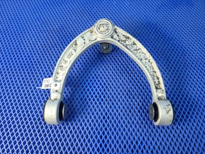 Рычаг передней подвески Mercedes-Benz Gle-Class 2016 A1663330000 W166 OM642826, передний правый