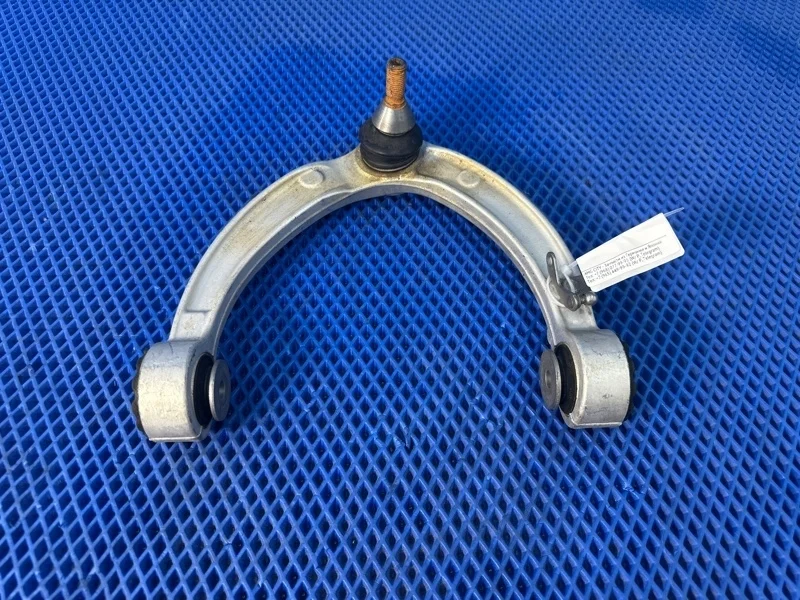 Рычаг передней подвески Mercedes-Benz Gle-Class 2016 A1663330000 W166 OM642826, передний правый