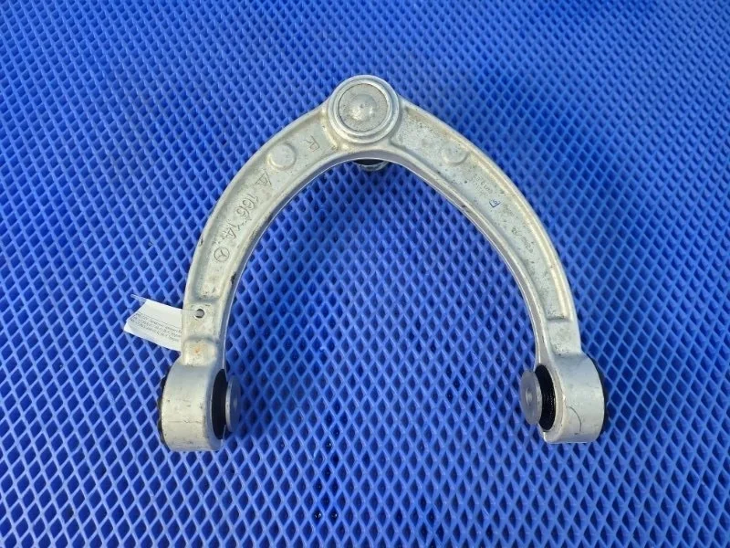 Рычаг передней подвески Mercedes-Benz Gle-Class 2016 A1663330000 W166 OM642826, передний правый