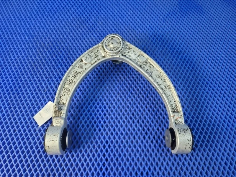 Рычаг передней подвески Mercedes-Benz Gle-Class 2016 A1663330000 W166 OM642826, передний правый