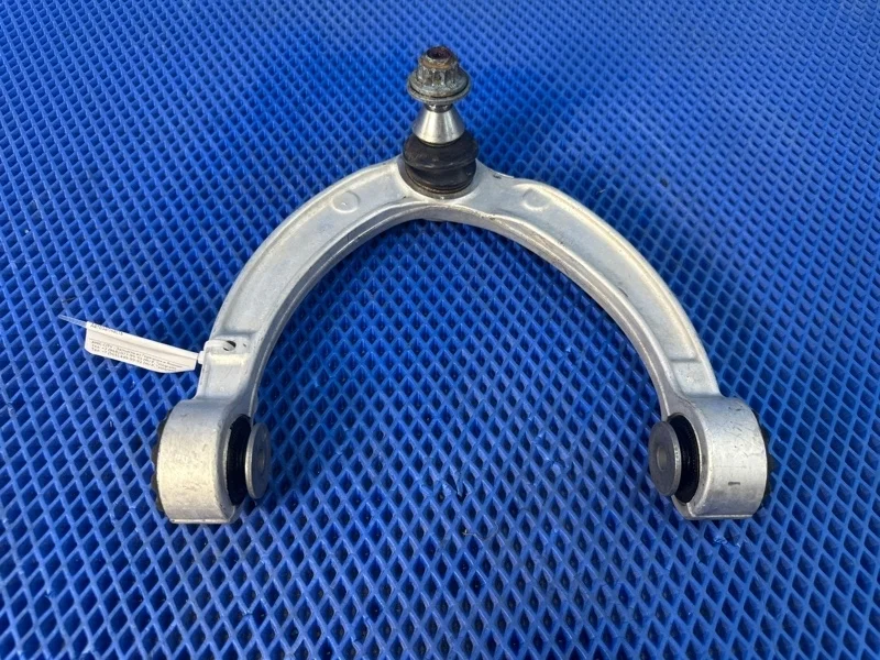 Рычаг подвески верхний Mercedes-Benz Gle-Class 2016 A1663330000 W166 OM642826, передний левый