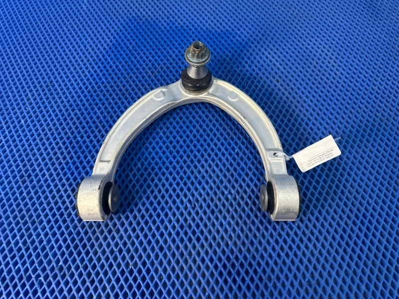 Рычаг передней подвески Mercedes-Benz Gle-Class 2016 A1663330000 W166 OM642826, передний правый