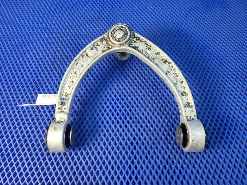 Рычаг передней подвески Mercedes-Benz Gle-Class 2016 A1663330000 W166 OM642826, передний правый