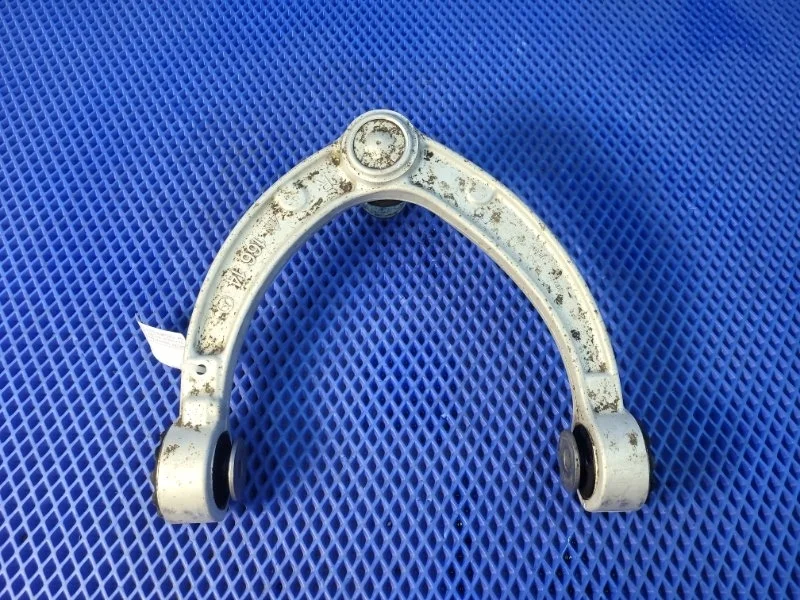 Рычаг передней подвески Mercedes-Benz Gle-Class 2016 A1663330000 W166 OM642826, передний правый