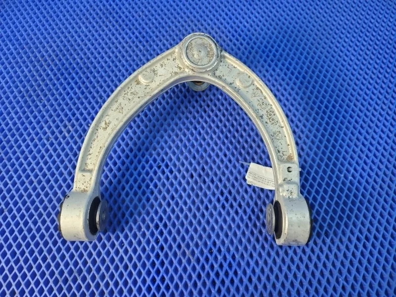 Рычаг подвески верхний Mercedes-Benz Gle-Class 2016 A1663330000 W166 OM642826, передний левый