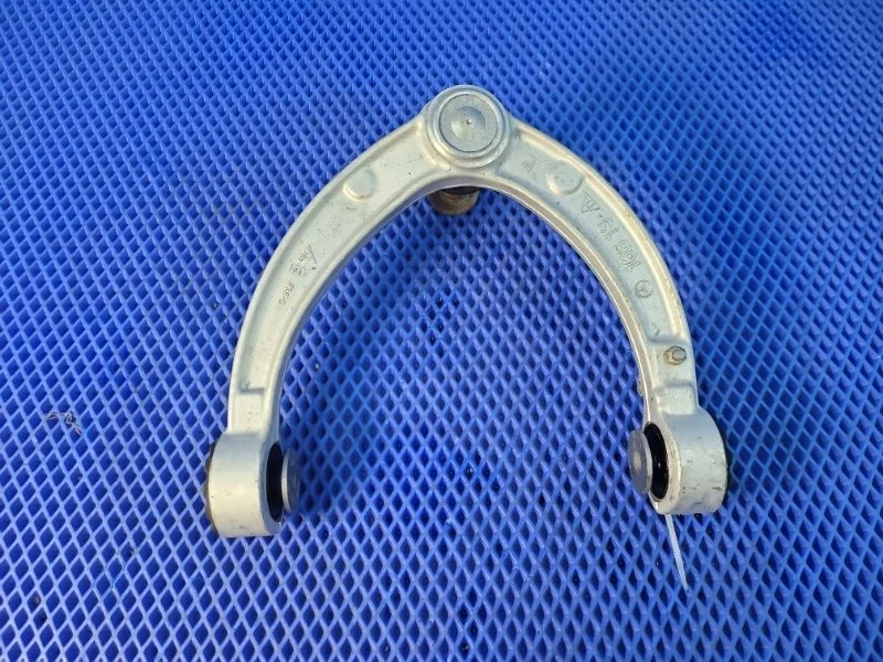 Рычаг подвески верхний Mercedes-Benz Gle-Class 2016 A1663330000 W166 OM642826, передний левый