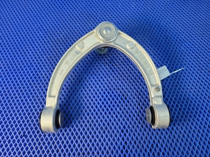 Рычаг подвески верхний Mercedes-Benz Gle-Class 2016 A1663330000 W166 OM642826, передний левый