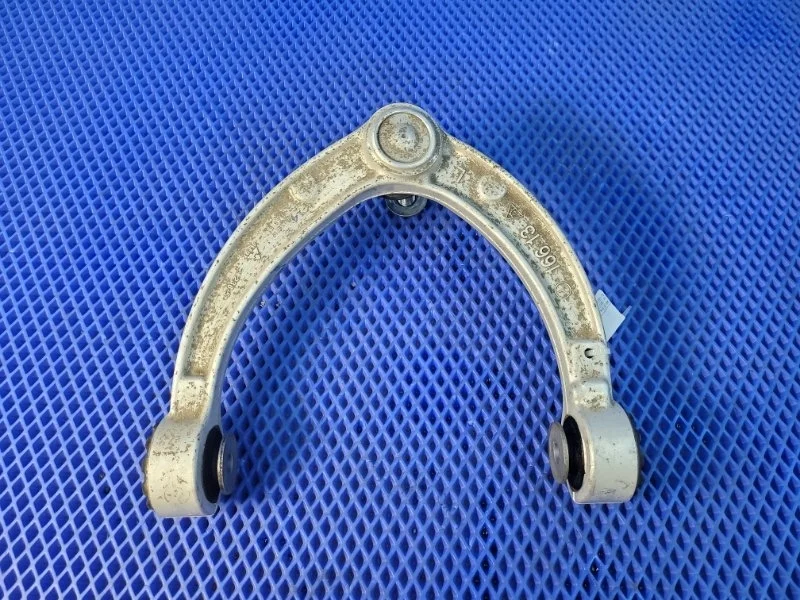 Рычаг подвески верхний Mercedes-Benz Gle-Class 2016 A1663330000 W166 OM642826, передний левый