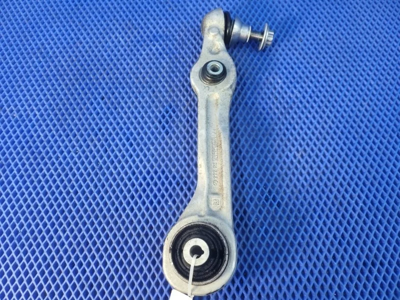 Рычаг передней подвески Mercedes-Benz S-Class 2014 A2223300207 W222 M278929, передний правый