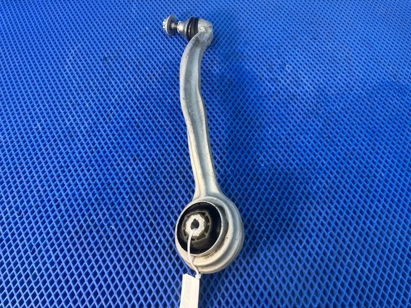 Рычаг передней подвески Mercedes-Benz S-Class 2017 22220RE W222 M256930, передний правый