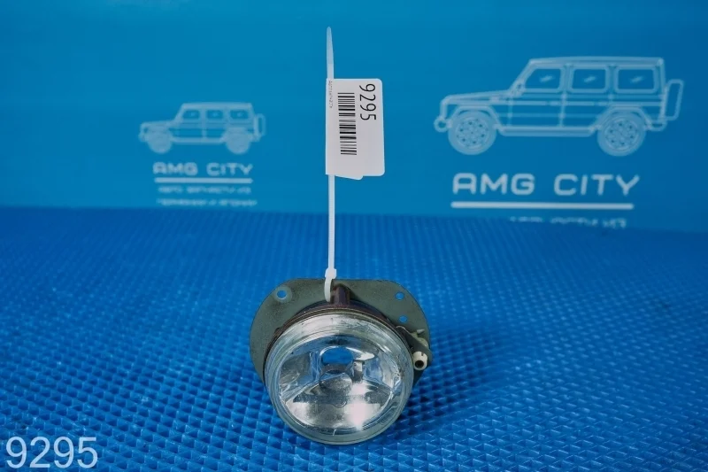 Фара противотуманная Mercedes-Benz C-Class 2010 A2048202156 W204 М271820, передняя левая