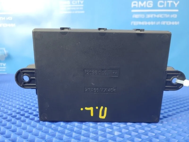 Блок управления дверьми Mercedes-Benz S-Class 2008 A2218709586 W221 M272, передний левый