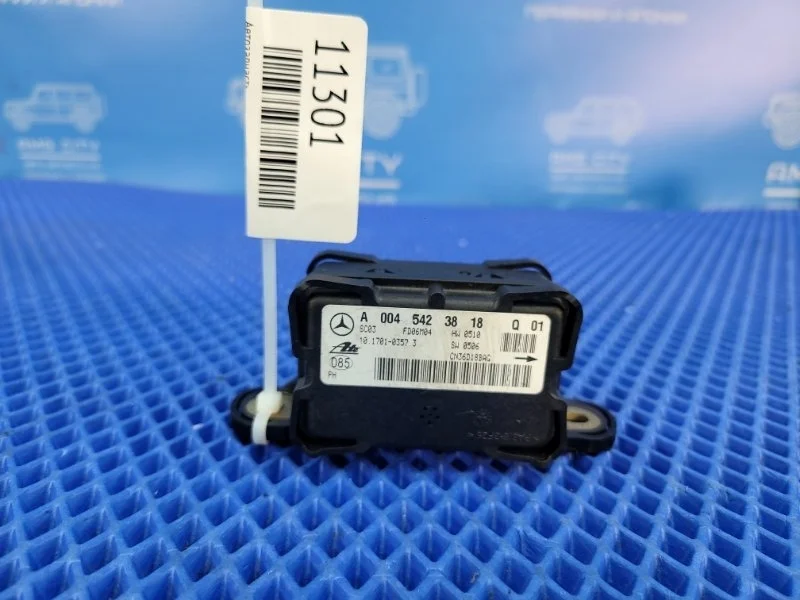 Датчик ускорения Mercedes-Benz Gl-Class 2008 A0045423818 X164 М273