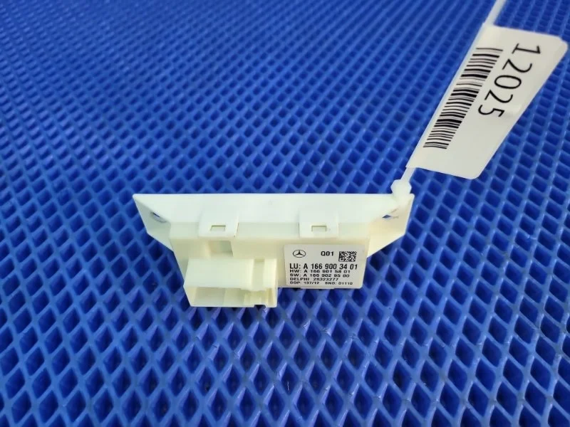 Блок регулировки фар Mercedes-Benz C-Class 2013 A1669003401 W204 M271820