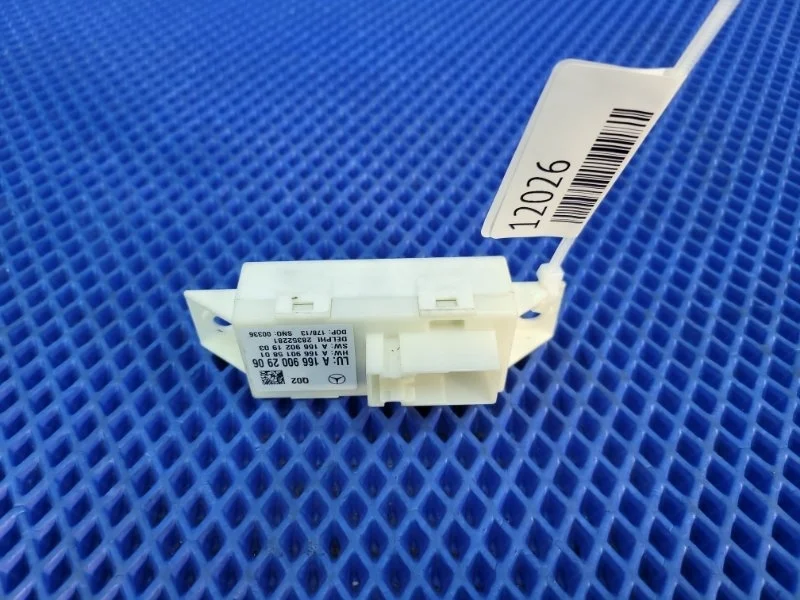 Блок управления светом Mercedes-Benz B-Class 2013 A1669002906 W246 М270910