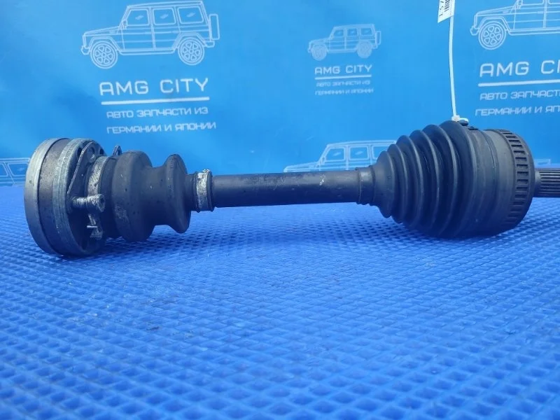 Привод Mercedes-Benz Vito 2001 A6383341734 W638 M104900, передний