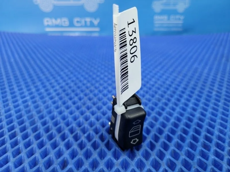 Кнопка стеклоподъемника Mercedes-Benz S-Class 1997 A1408210151 W140 M119