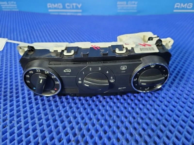 Блок управления климат-контролем Mercedes-Benz B-Class 2010 A1698300585 W245