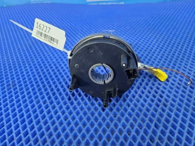 Подрулевой шлейф Mercedes-Benz Viano 2008 A6394640718 W639 M112976