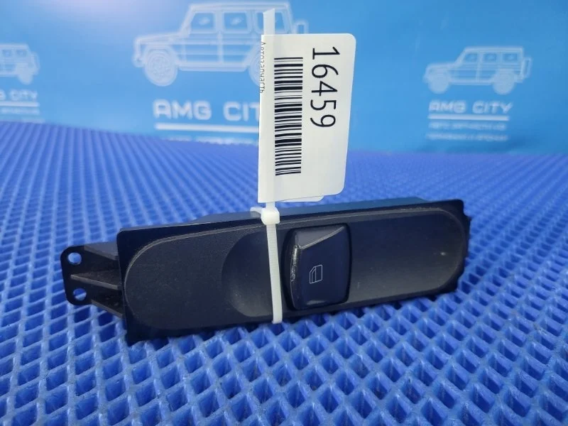 Кнопка стеклоподъемника Mercedes-Benz Viano 2013 A6395451413 W639 M272978, передняя левая