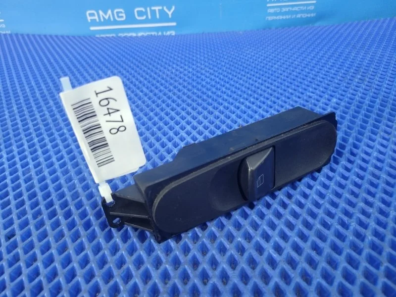 Кнопка стеклоподъемника Mercedes-Benz Viano 2004 A6395450613 W639 M112952, передняя правая