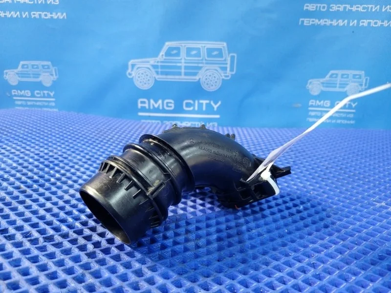Патрубок Mercedes-Benz B-Class 2019 A2820900044 W247 ОМ654920