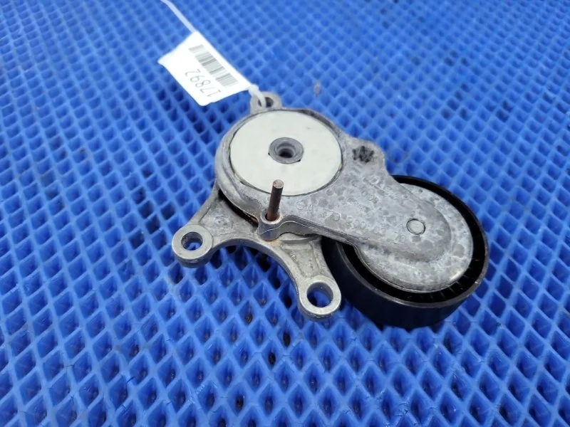 Ролик ГРМ натяжной Mercedes-Benz A-Class 2017 A2702000370 W176 M133980