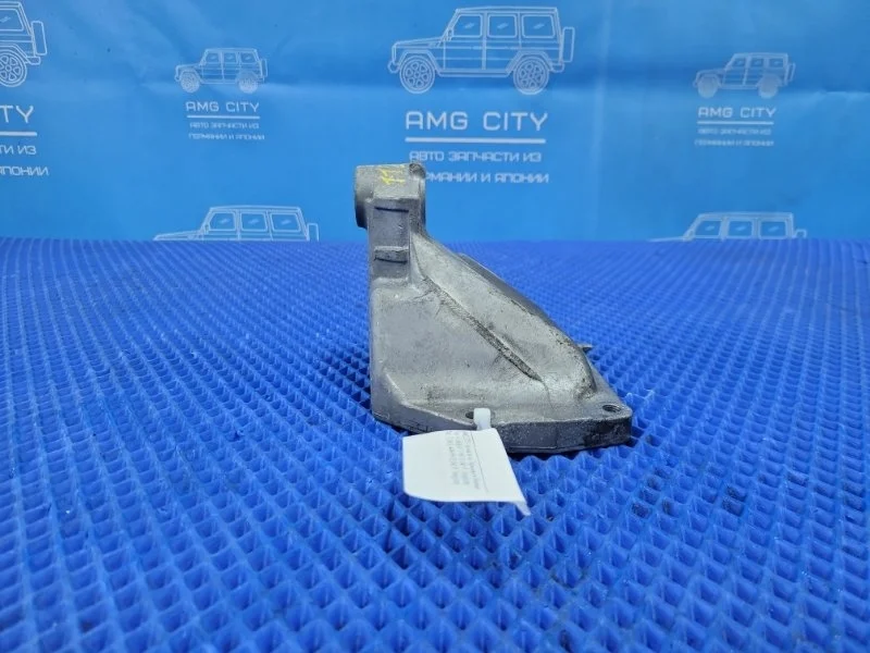 Кронштейн двигателя Mercedes-Benz M-Class 2004 A1122231204 W163 M112