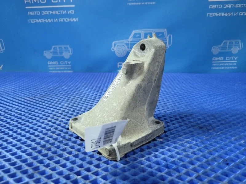 Кронштейн двигателя Mercedes-Benz E-Class 1998 A1112230904 W210 М112911