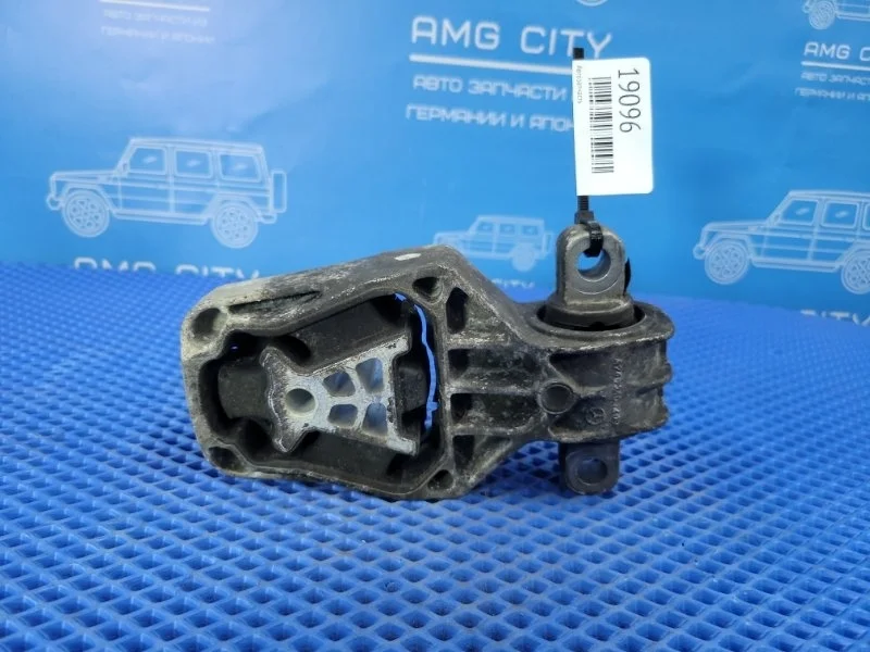 Подушка двигателя Mercedes-Benz A-Class 2014 A2462401209 W176 М270910