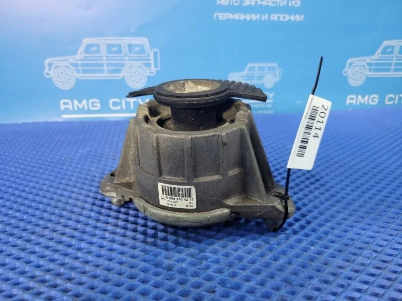 Опора двигателя Mercedes-Benz C-Class 2011 A2042404217 W204 М271860