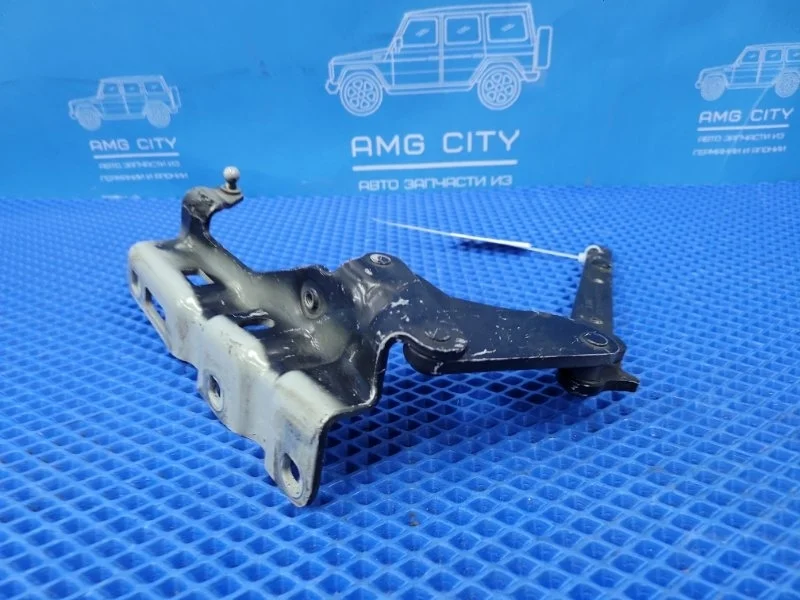 Петля капота Mercedes-Benz Clc-Class 2001 A2038800428 W203 М271955, правая