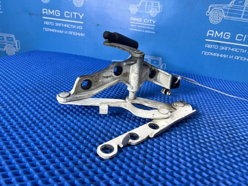 Петля капота Mercedes-Benz S-Class 2011 A2218800428 W221 M157980, правая