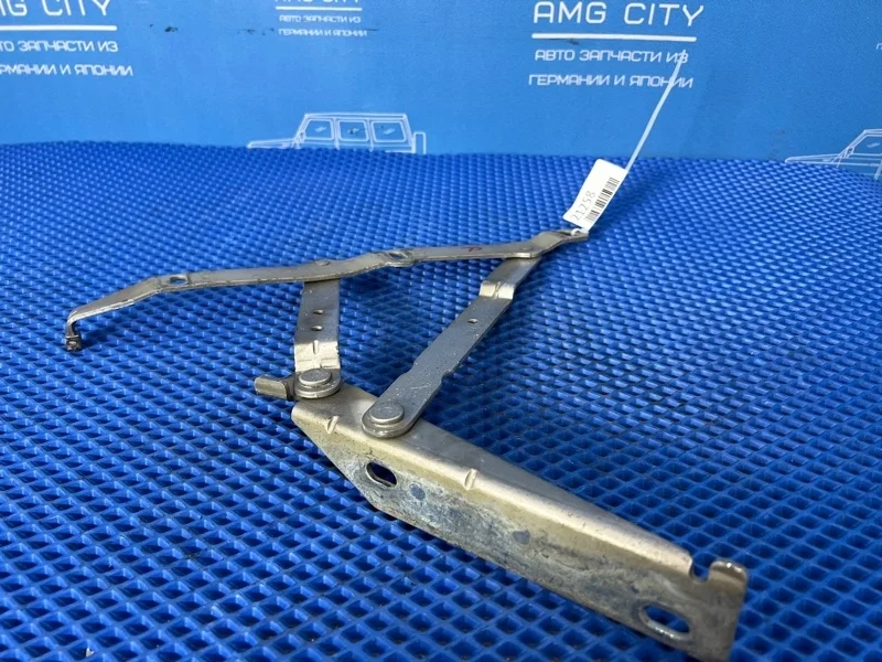 Петля капота Mercedes-Benz Vito 2001 A6387500351 W638 M104900, передняя правая